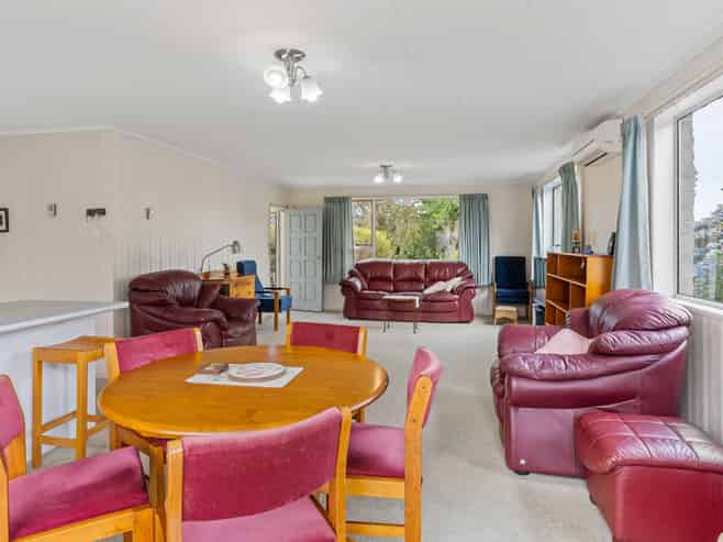 2 Paretai Grove, Waikanae