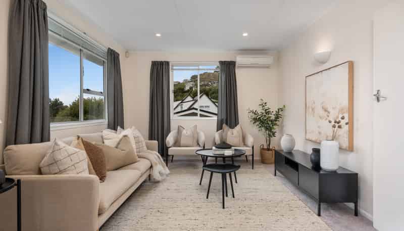 2/14 Doris Gordon Crescent, Crofton Downs