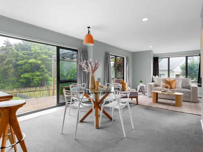 23 Kingsway Crescent, Forest Lake