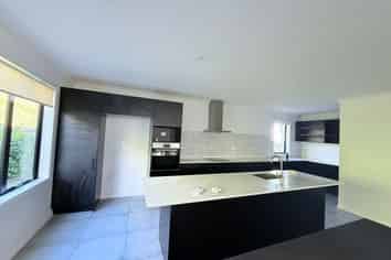 122 Godfrey Drive, Orewa