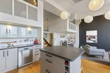 114/107 Thorndon Quay, Pipitea