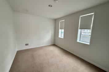 GG/136 Stancombe Road, Flat Bush