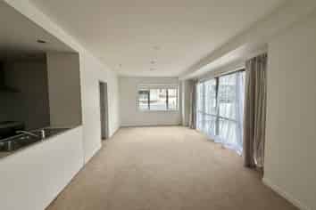 GG/136 Stancombe Road, Flat Bush