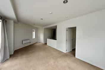 GG/136 Stancombe Road, Flat Bush