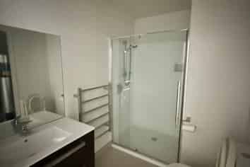 GG/136 Stancombe Road, Flat Bush