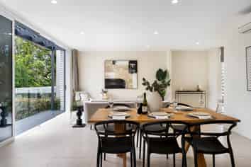 17B St Georges Bay Road, Parnell