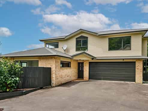 5 Bishops Glen, Tawa