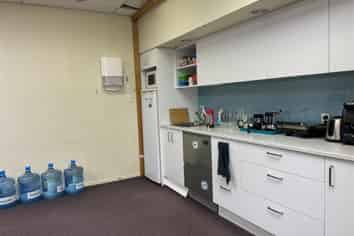 Functional large scale office