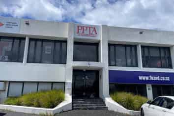 Functional large scale office