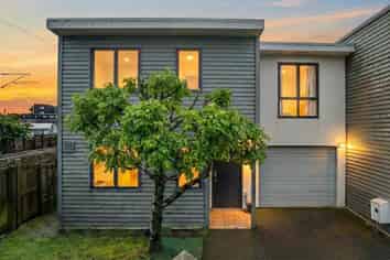 28 Saintly Lane, Avondale