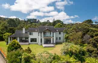 5 Chatham Avenue, Paremoremo