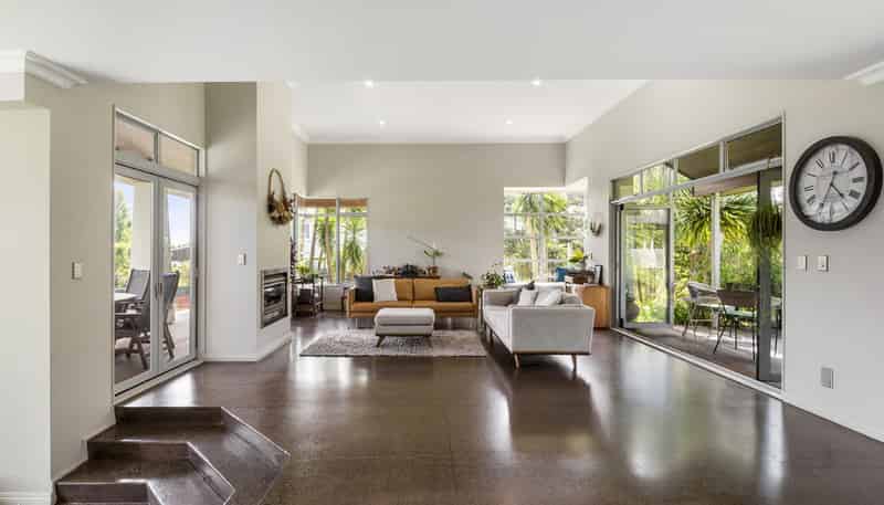 5 Chatham Avenue, Paremoremo