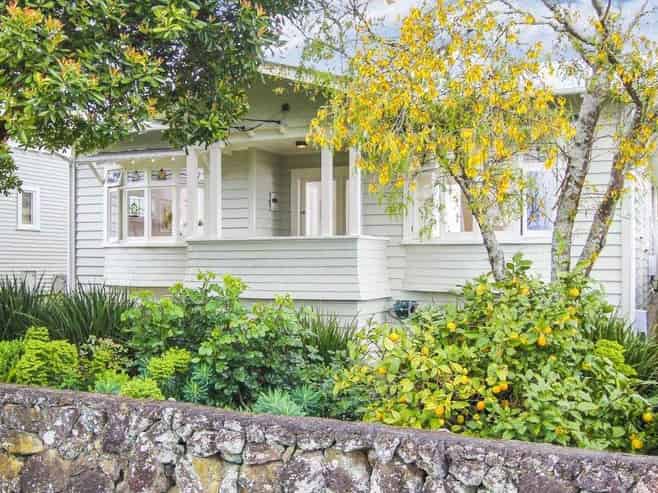 10 Harlston Road, Mount Albert