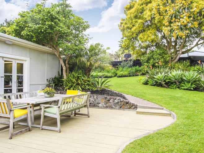 10 Harlston Road, Mount Albert