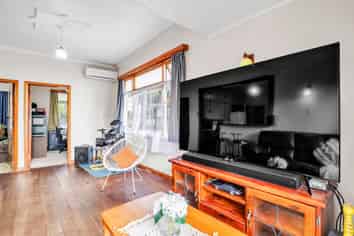 105 Vogel Street, Roslyn