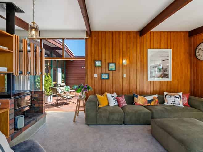 6 Dorset Way, Wilton