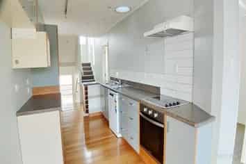 722  East Coast Road, Pinehill