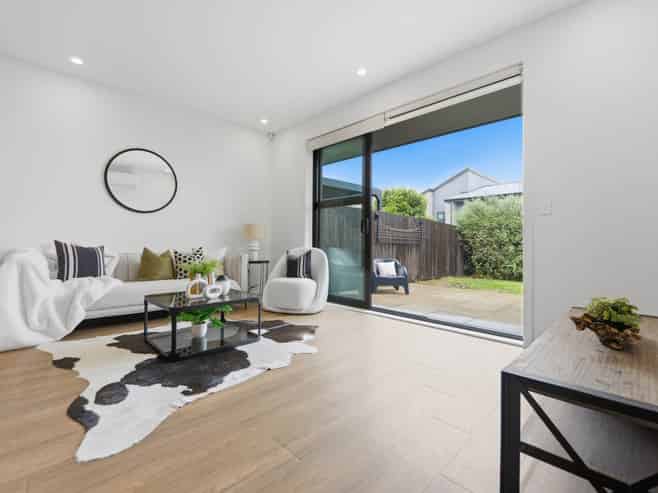 6 Sioux Road, Hobsonville