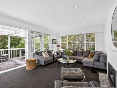 100  Riddell Road, Glendowie