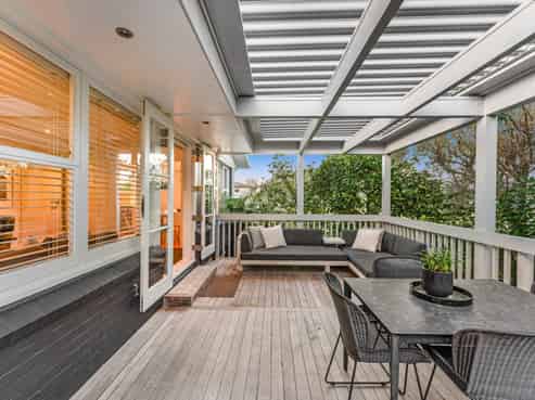 100  Riddell Road, Glendowie