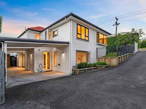 9 Riddell Road, Glendowie