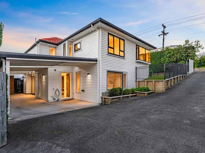 9 Riddell Road, Glendowie