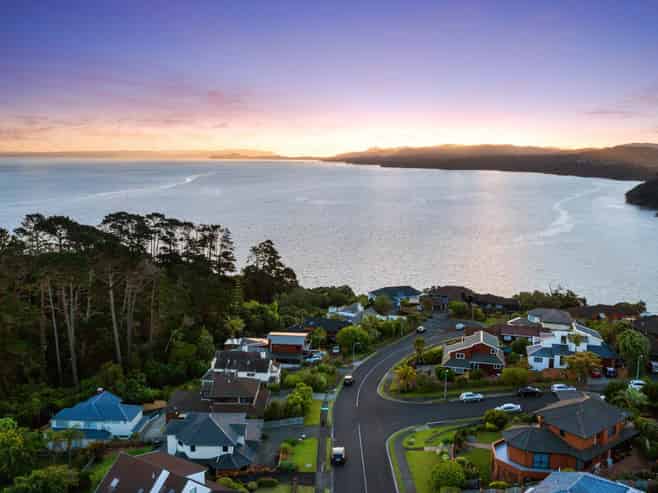 14 Niagara Crescent, Lynfield