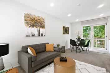 10G Sylvan Avenue East, Mount Eden