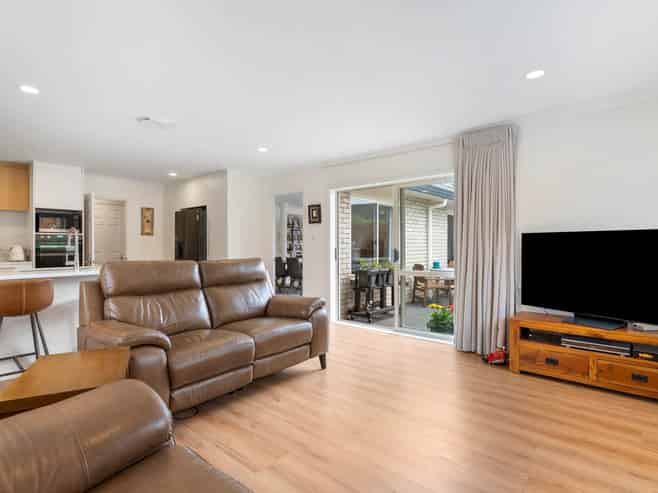 26 Moyrus Crescent, East Tamaki Heights