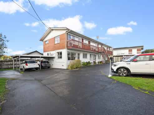 2/43b Milton Road, Mount Eden