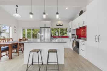 389 Wortley Road, Waiongana