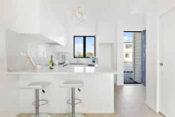 6/101 Botany Road, Botany Downs