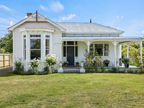 11B Peakes Road, Saint Johns Hill