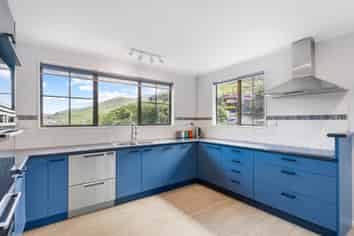 42 Vasanta Avenue, Ngaio