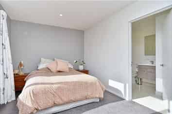 1/530 Madras Street, Saint Albans