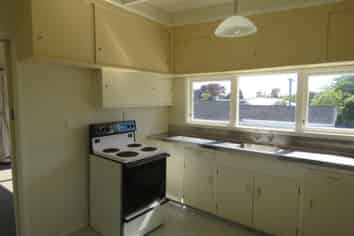 1/14A Burns Street, Westown