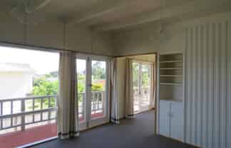 1/14A Burns Street, Westown