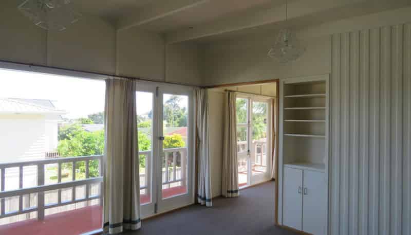 1/14A Burns Street, Westown