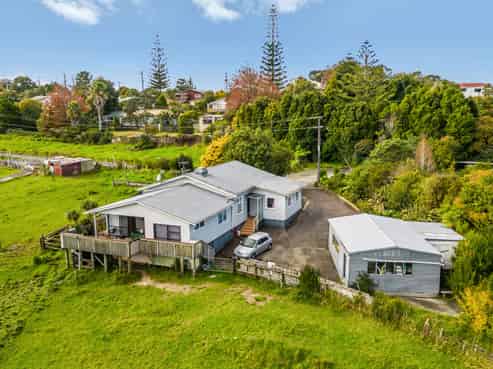 458 Don Buck Road, Massey