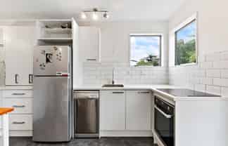 2A Makatote Grove, Churton Park