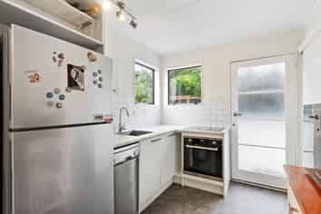 2A Makatote Grove, Churton Park