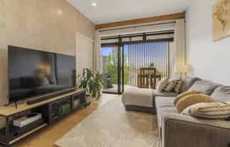 6/167 Hobsonville Point Road, Hobsonville