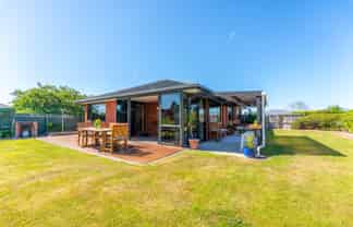 57 Pages Road, Marchwiel