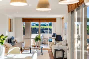 16 John Rymer Place, Kohimarama