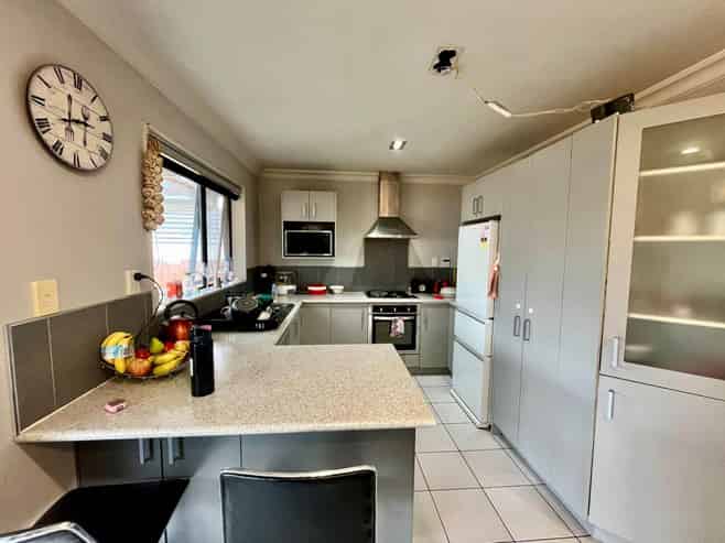 2/125 Russell Road, Manurewa