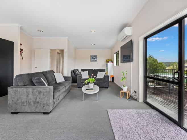 50 Hilltop Avenue, Morningside