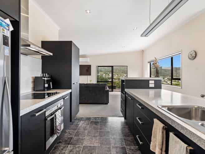 50 Hilltop Avenue, Morningside