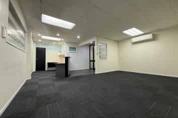 Tidy Birkenhead Office | 100 m2