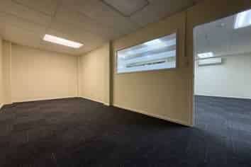 Tidy Birkenhead Office | 100 m2