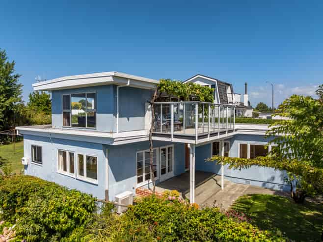 40 Milton Road, Bluff Hill